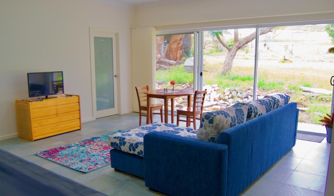 Back Valley Farmstay Bed And Breakfast Victor Harbor Esterno foto