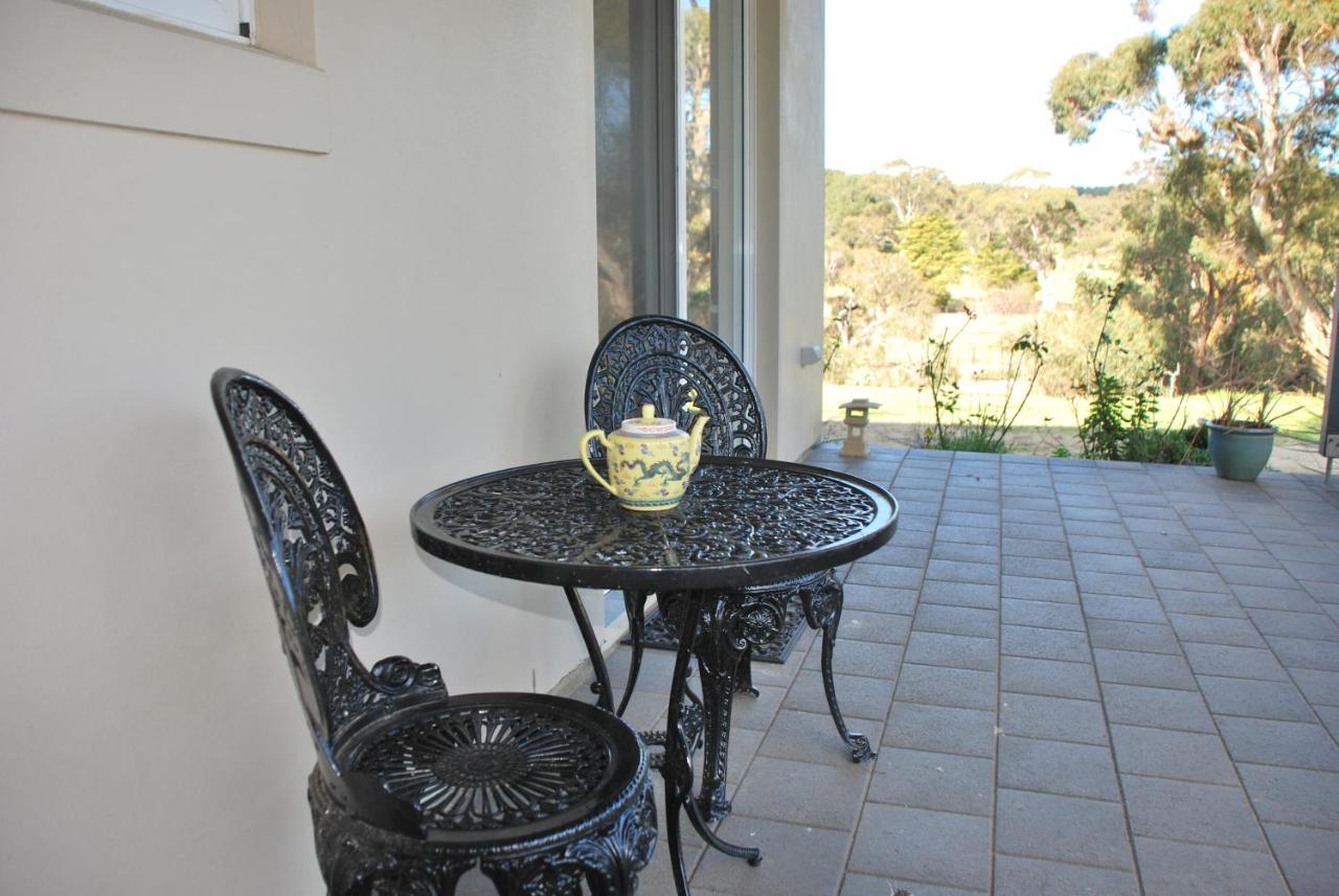 Back Valley Farmstay Bed And Breakfast Victor Harbor Esterno foto